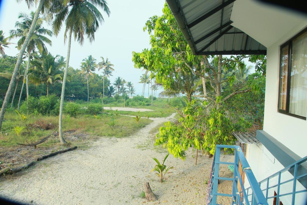 Marari Blue Waves Apartment Mararikulam Ngoại thất bức ảnh