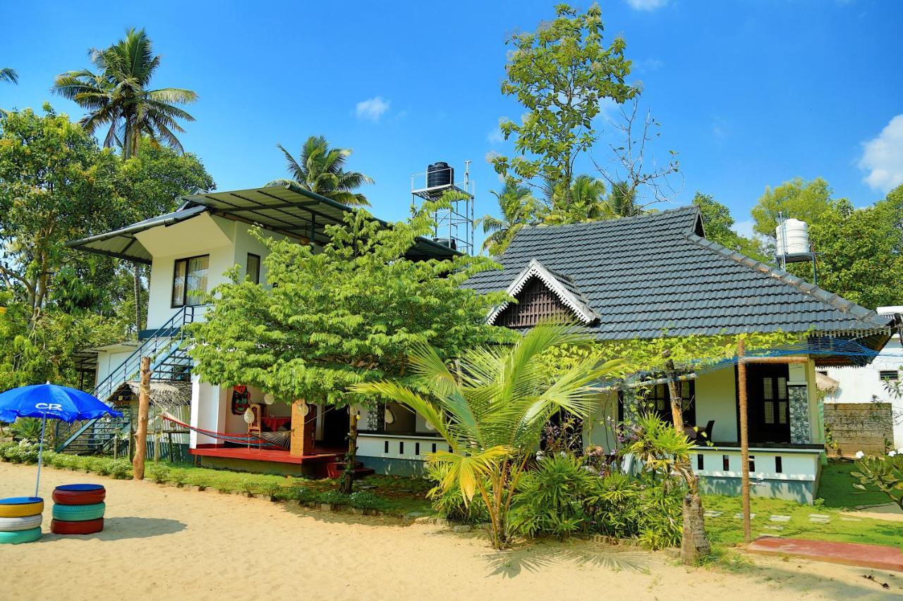 Marari Blue Waves Apartment Mararikulam Ngoại thất bức ảnh